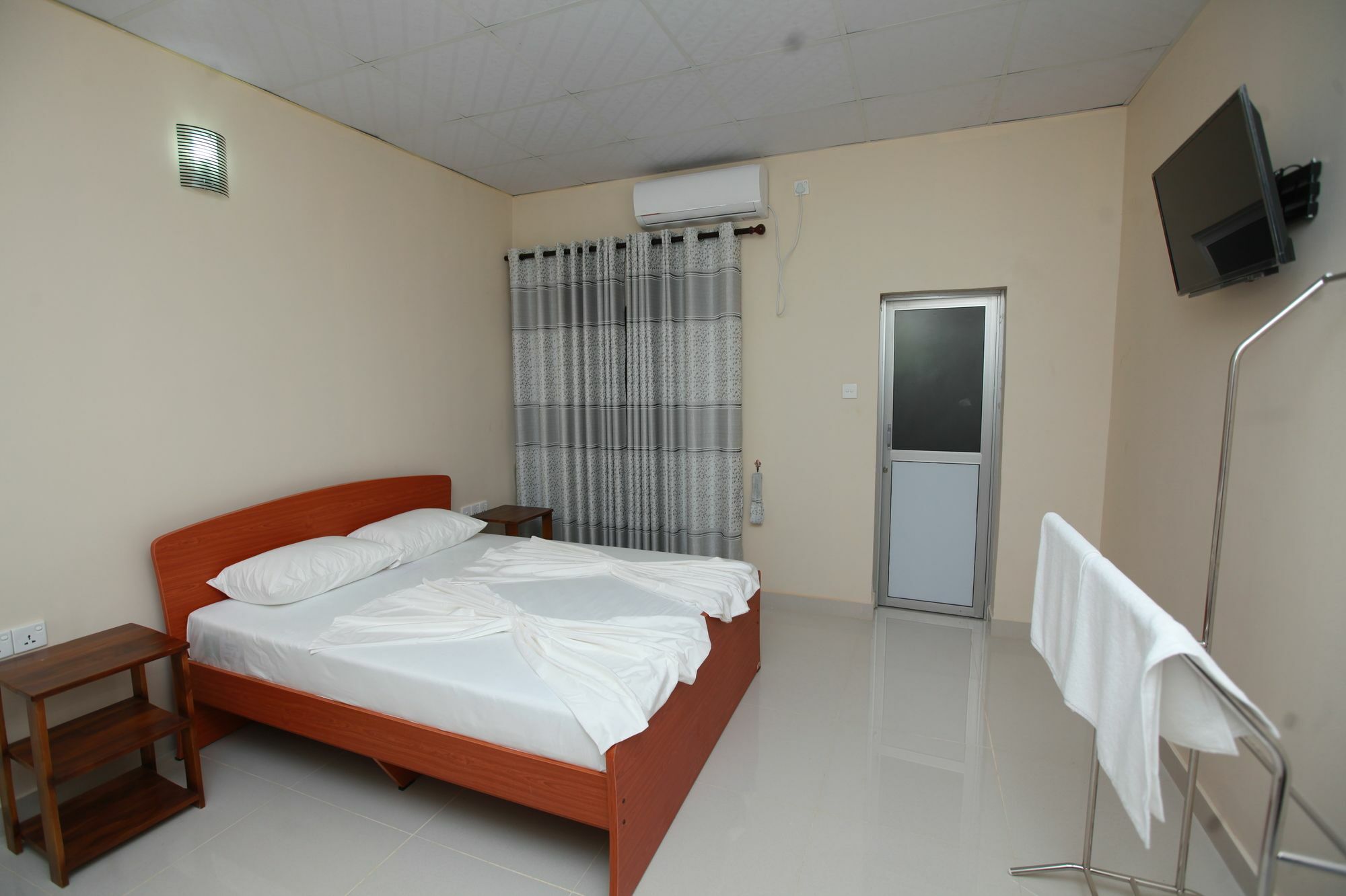Lavonka Tourist Rest Hotell Anuradhapura Eksteriør bilde