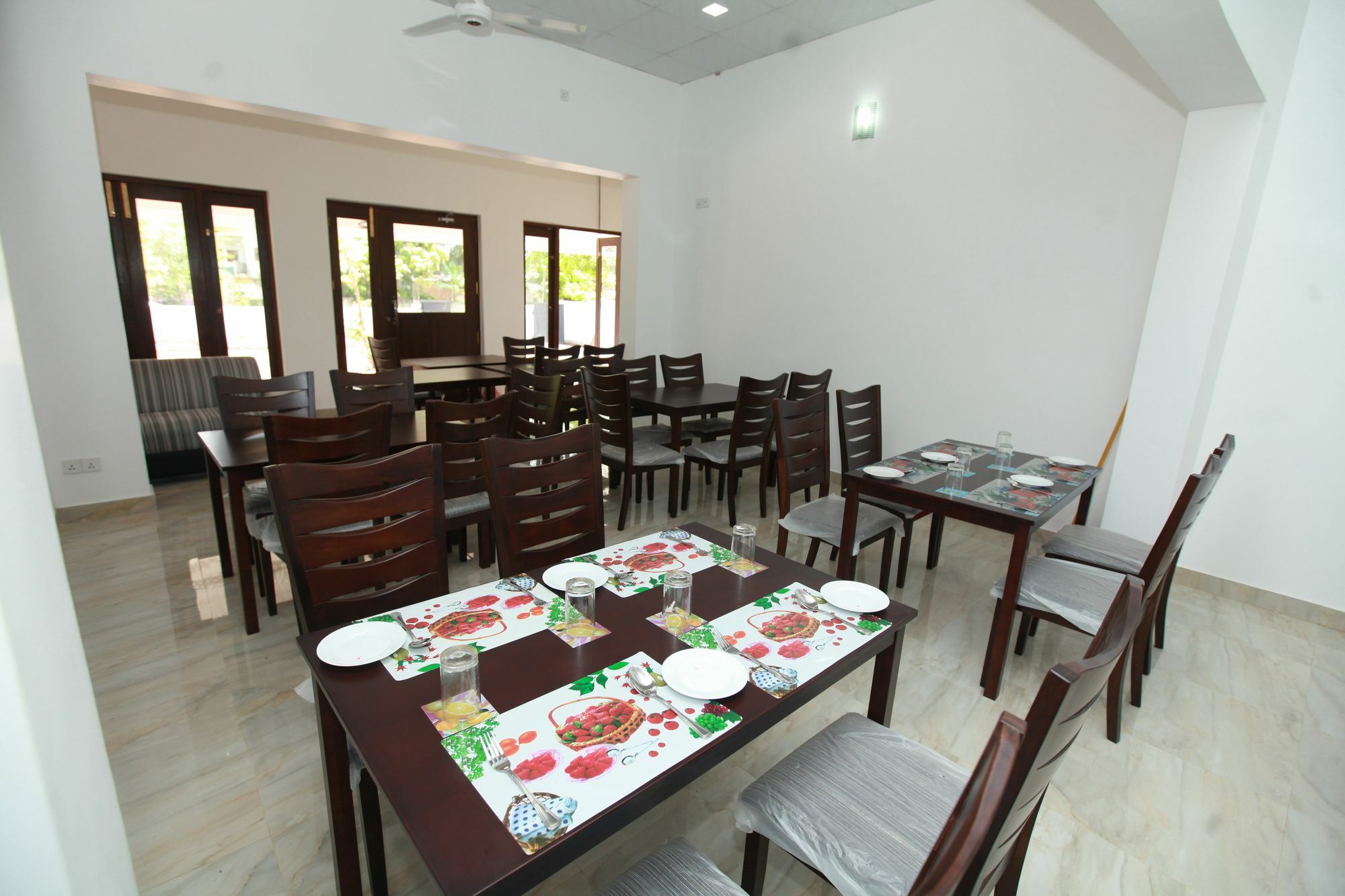 Lavonka Tourist Rest Hotell Anuradhapura Eksteriør bilde