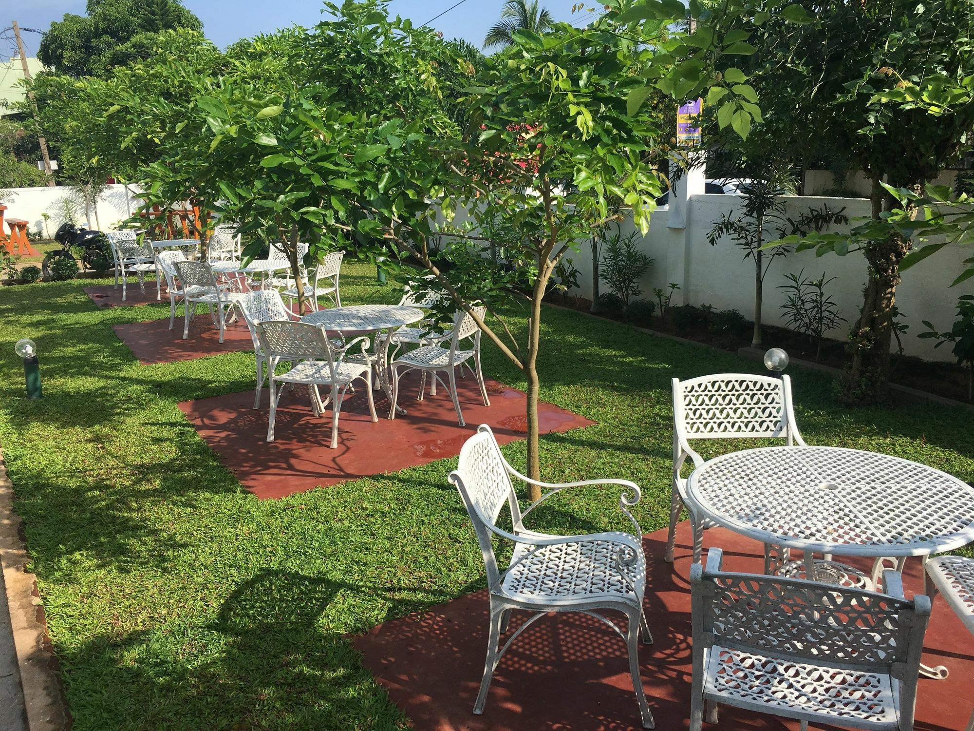 Lavonka Tourist Rest Hotell Anuradhapura Eksteriør bilde